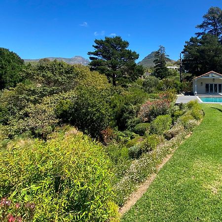 Luxe Family Home With Solar Power In Secure Hout Bay Estate Città del Capo Esterno foto