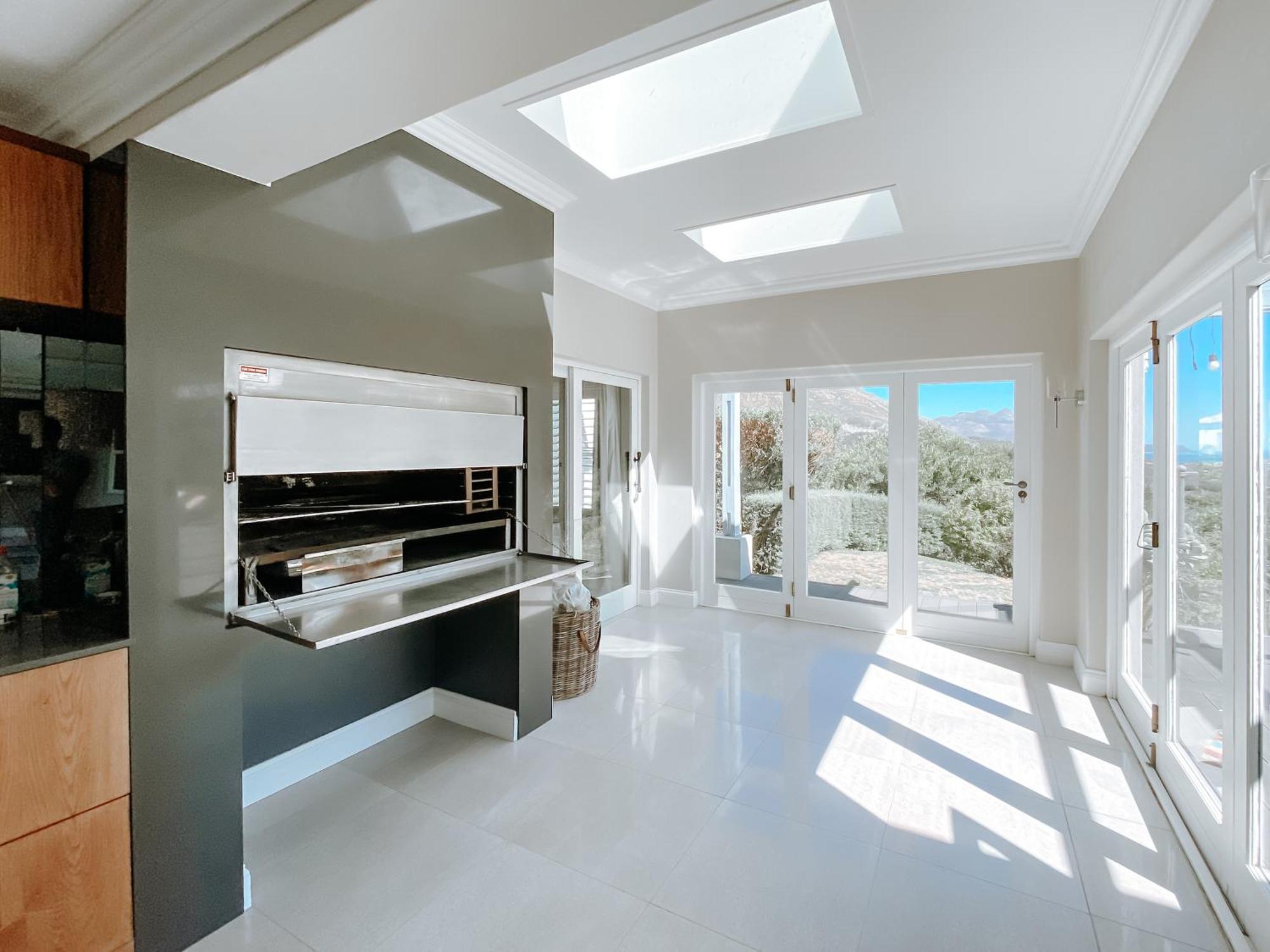 Luxe Family Home With Solar Power In Secure Hout Bay Estate Città del Capo Esterno foto